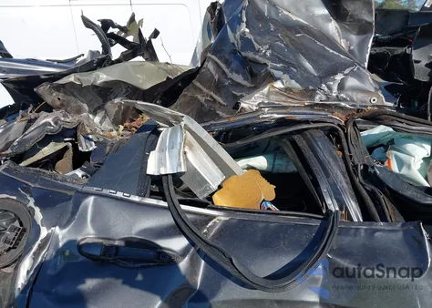 2016 Jeep Cherokee Latitude from USA, damaged, VIN 1C4PJMCSXGW268514